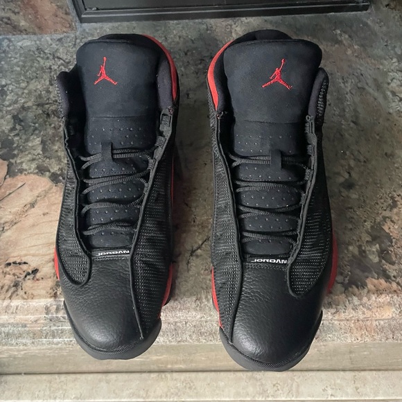 Jordan 13 Retro
Bred (2017) - Picture 1 of 7